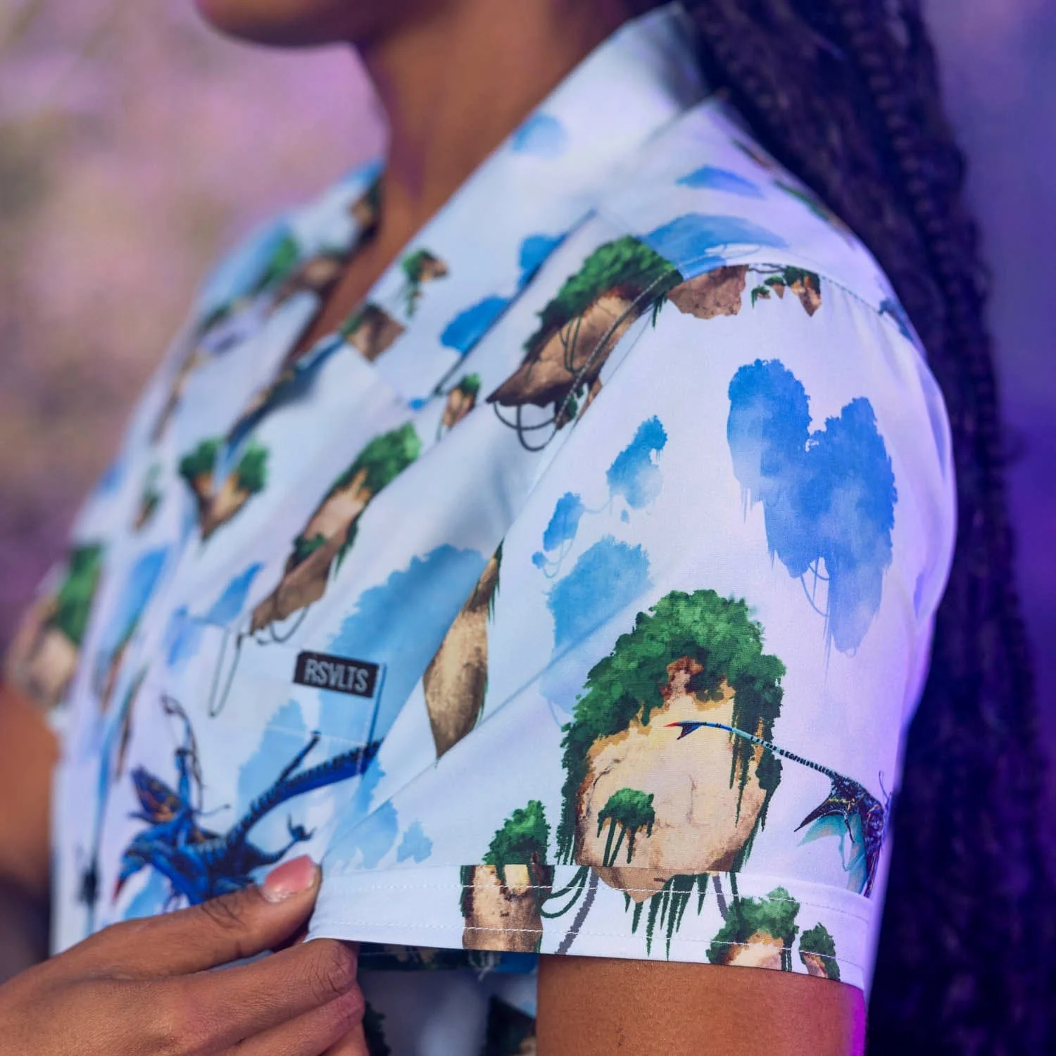 Avatar "Hallelujah Mountains" – Women's KUNUFLEX Short Sleeve Shirt - Image 5