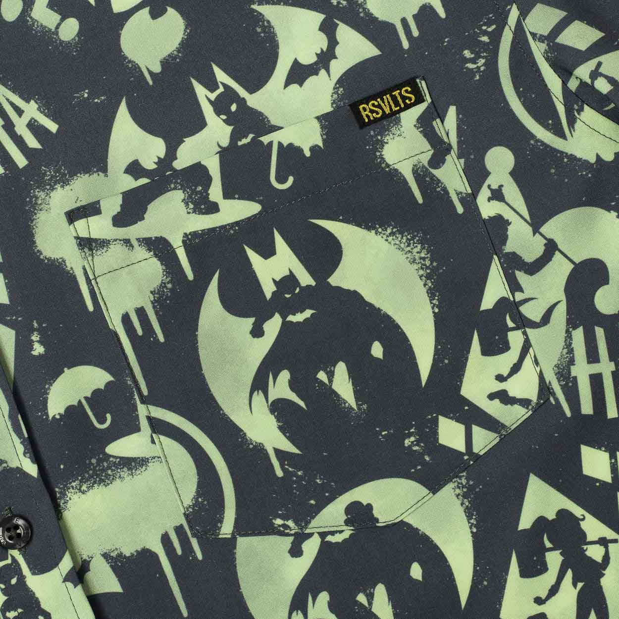 Batman™ 85th Anniversary "Gotham Graffiti" – KUNUFLEX Short Sleeve Shirt - Image 6