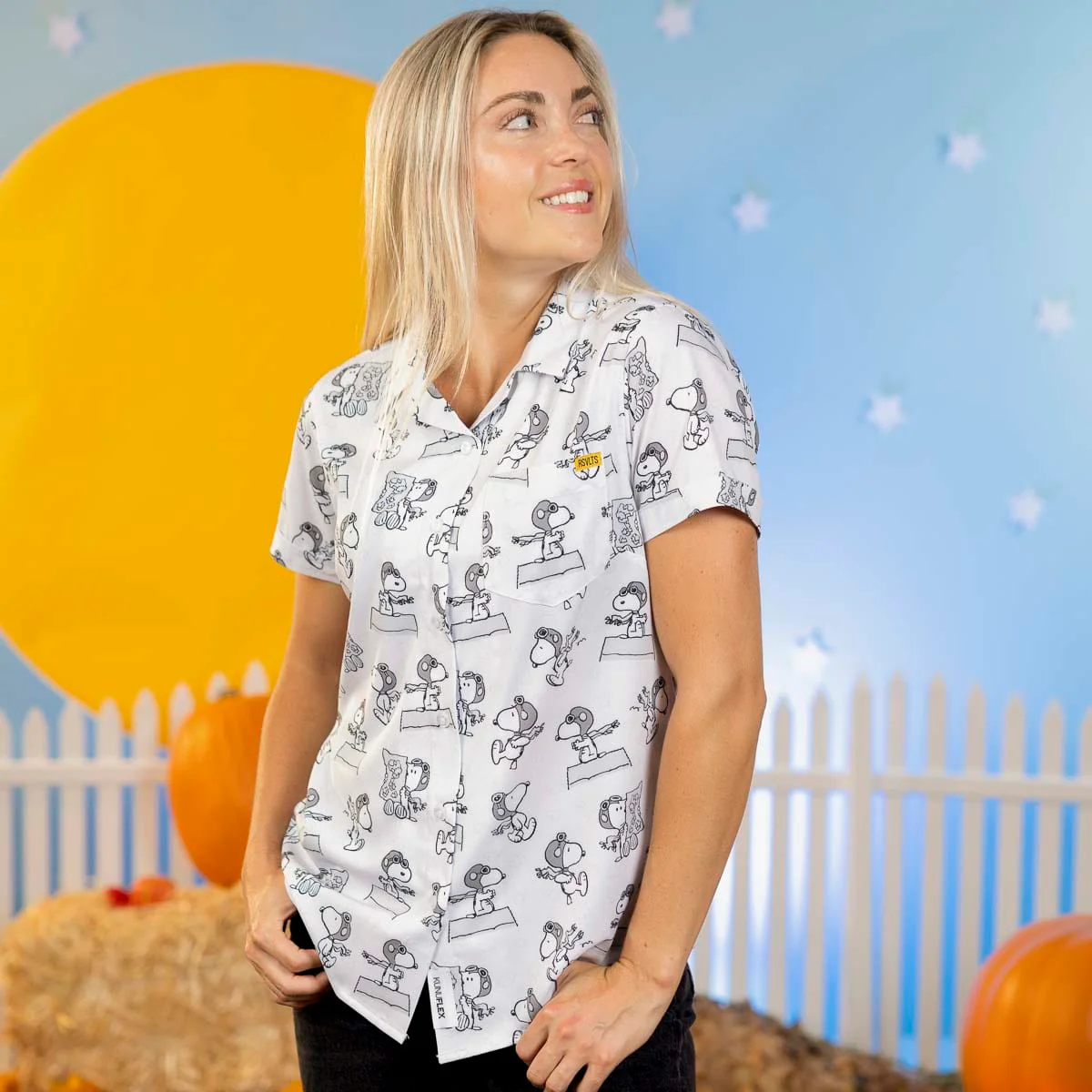 Peanuts "The Flying Ace" – Women's KUNUFLEX Short Sleeve Shirt