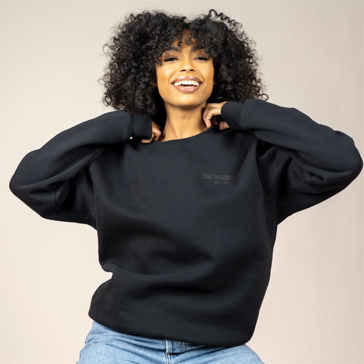 Roosevelts Stealth – Crewneck Sweatshirt - Image 3