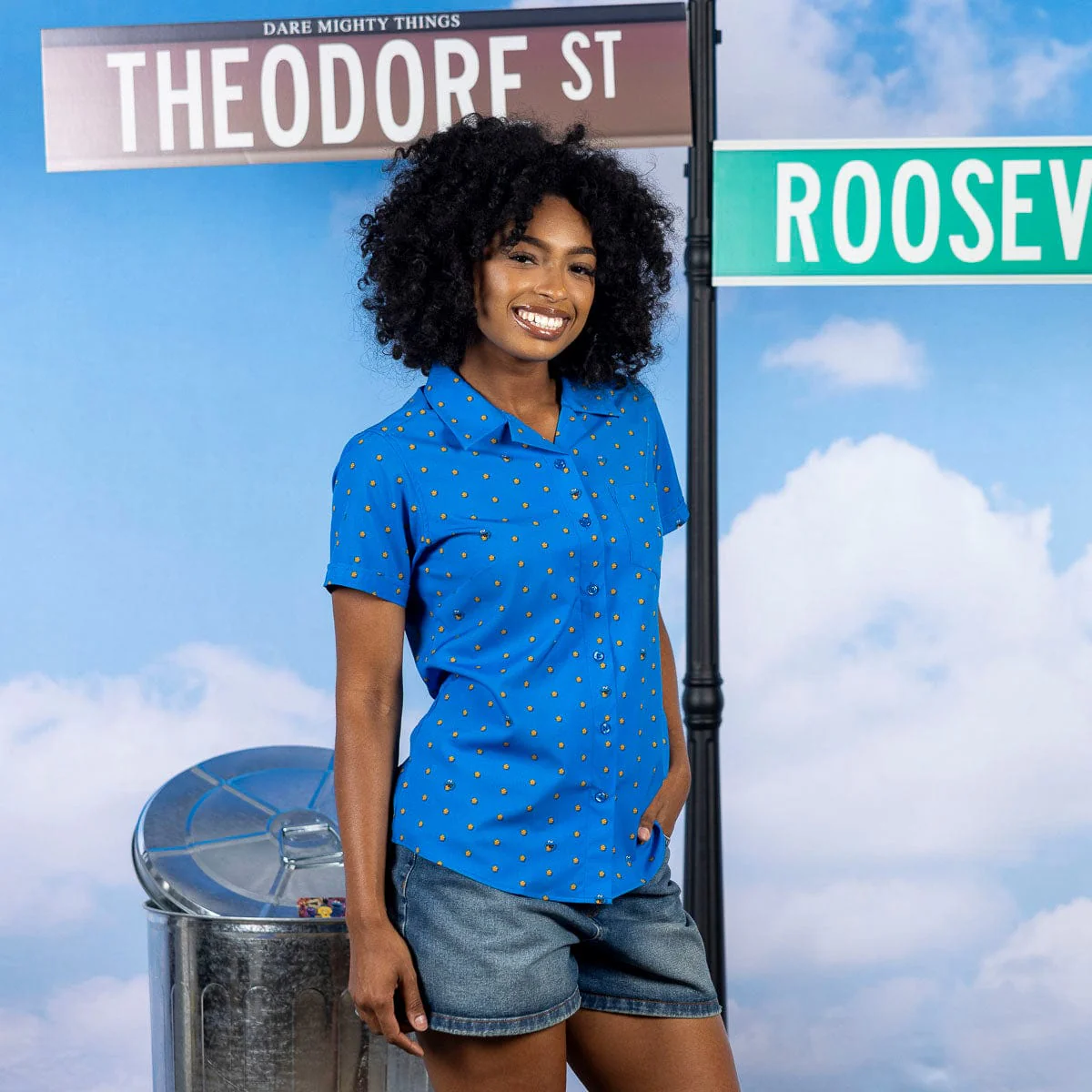 Sesame Street "Me Want Cookie!" – Women's KUNUFLEX Short Sleeve Shirt