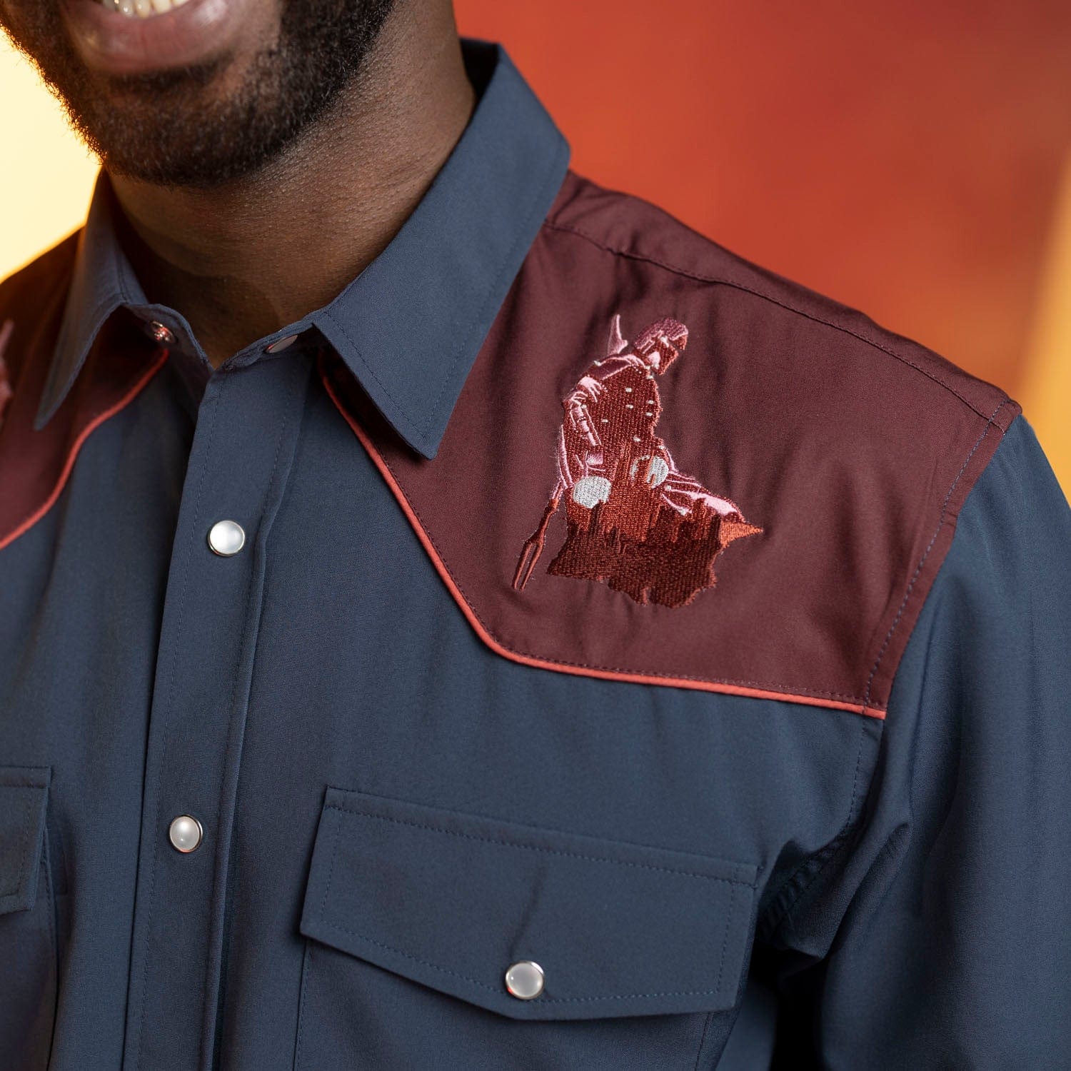 Star Wars™ The Mandalorian™ "Warm or Cold” – Roper Short Sleeve Shirt - Image 8