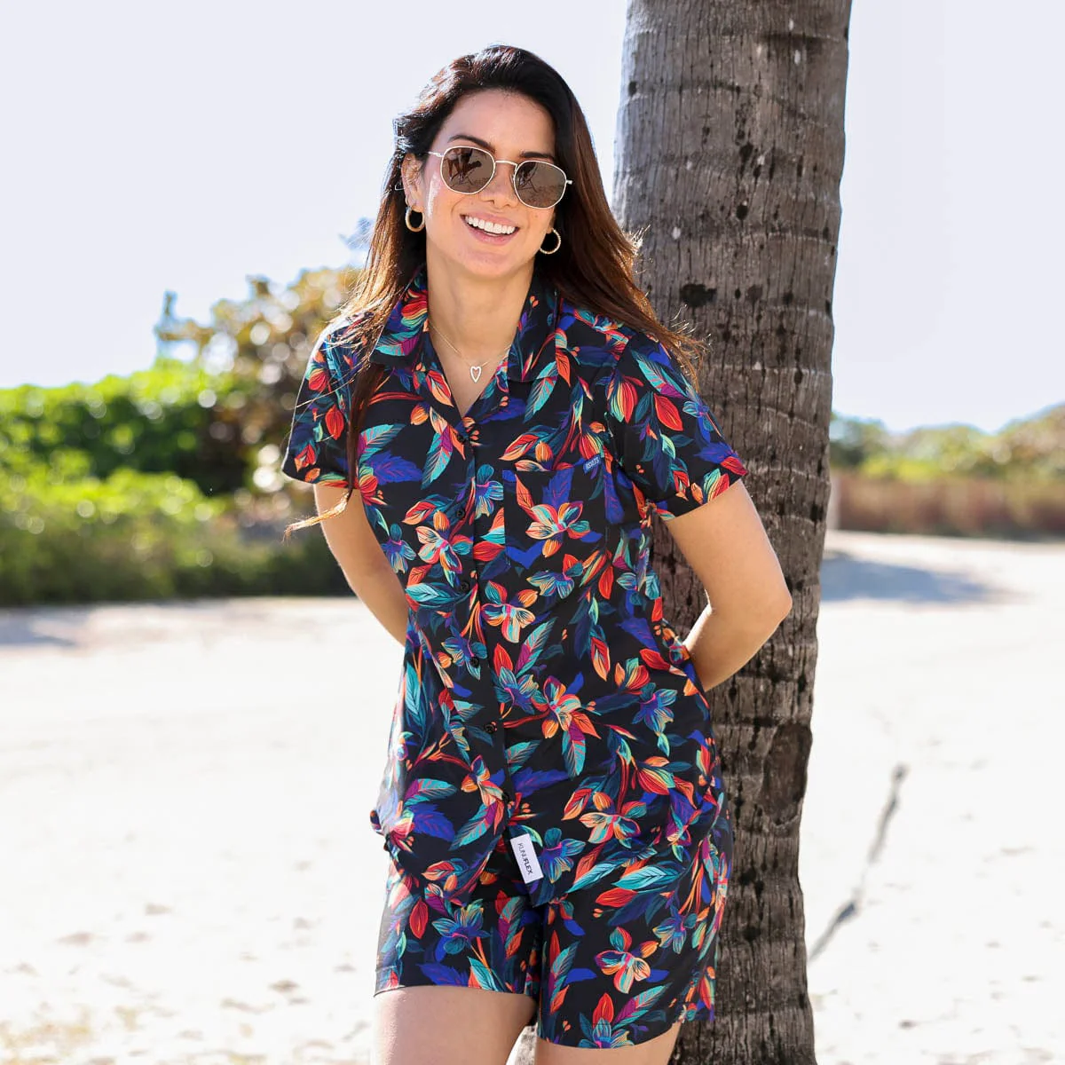 Vibrant Bloom – Women's KUNUFLEX Short Sleeve Shirt